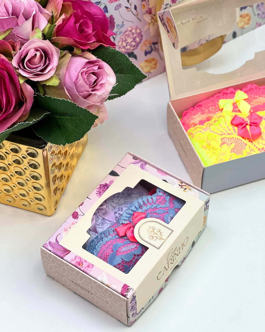 Combo La Vitta Floral: Escolha 2 Calcinhas Collor ou Leve as 6 Unidades + Opção de Sacola