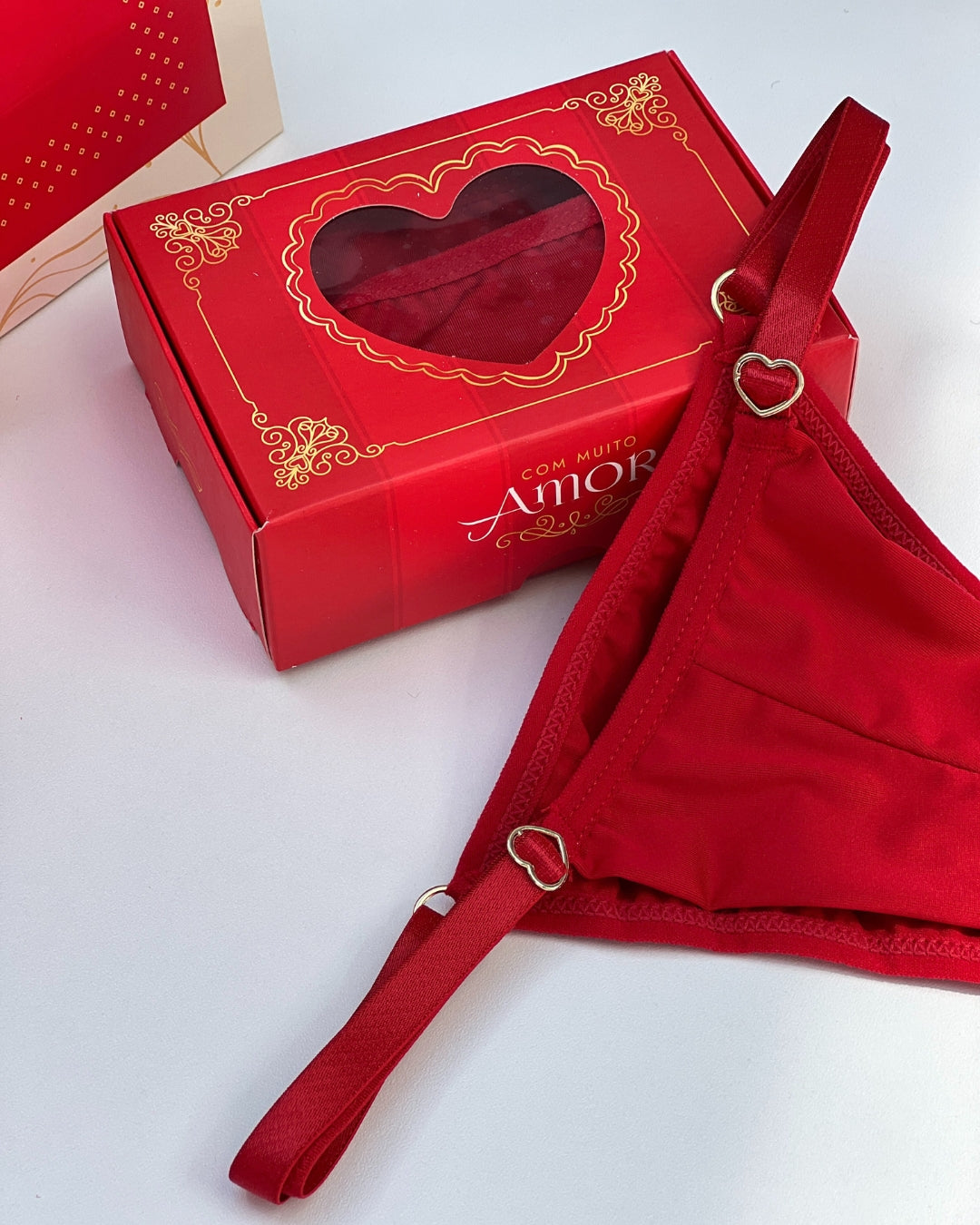 Combo Love: O Presente Perfeito com 2 Calcinhas, Tag, Sacola e Caixa Presenteável