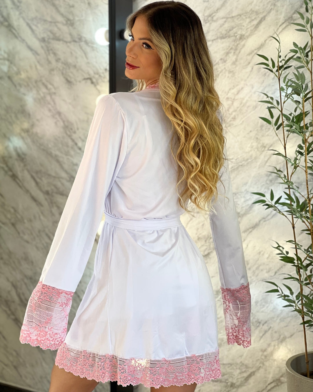 LINGERIE

LADURRIE

CONJUNTOS

Conjunto Chérie Rose - Camisola + Robe e Calcinha

camisolas noturna

camisolas

camisola

CAMISOLA ROSA

CAMISOLA PINK

